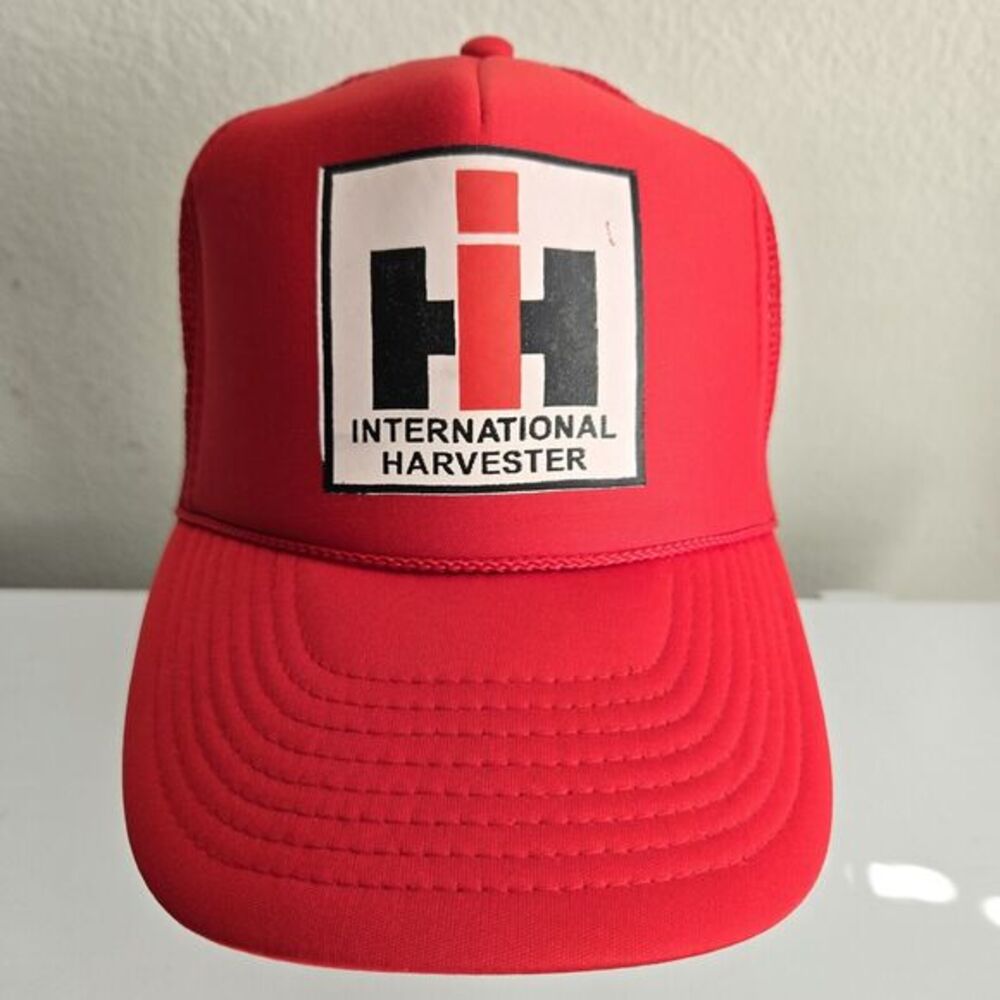Vintage International Harvester‎ Trucker Hat Foam Snapback Mesh Red
